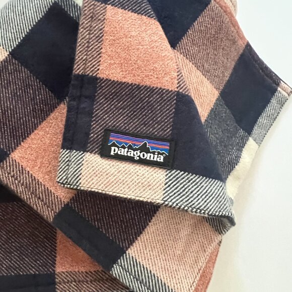 HOST PICK - VINTAGE PATAGONIA Women's Patchwork Scarf EUC - Picture 5 of 5